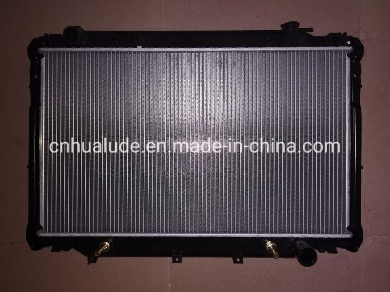 Car Radiator for Landcruiser 93-98 at