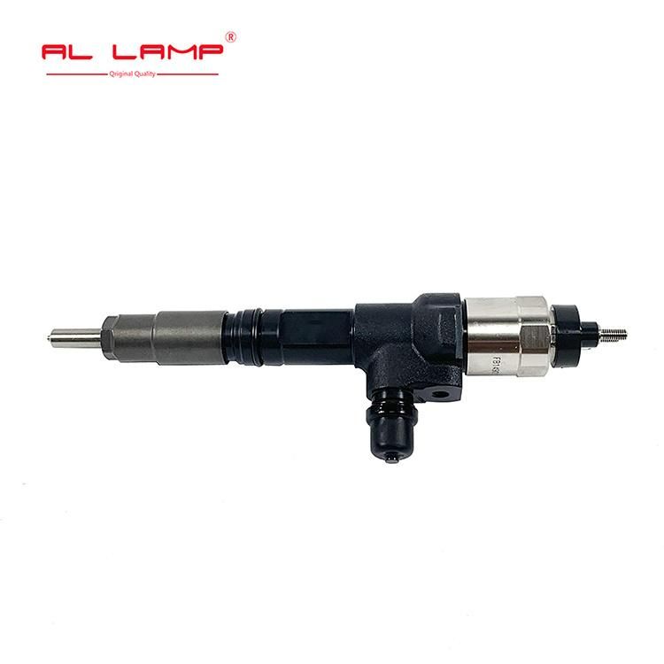 Diesel Fuel Injector Common Rail Injector Assembly 095000-9690 for Kubota V3800