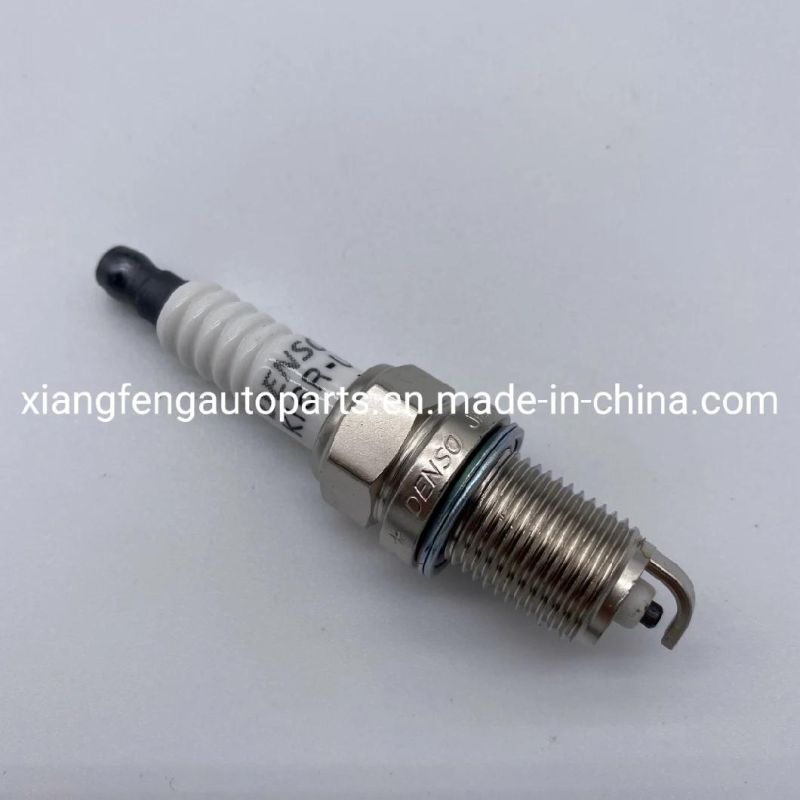 Car Plug Auto Ignition Spark Plug for Toyota 90919-01176 K16r-U