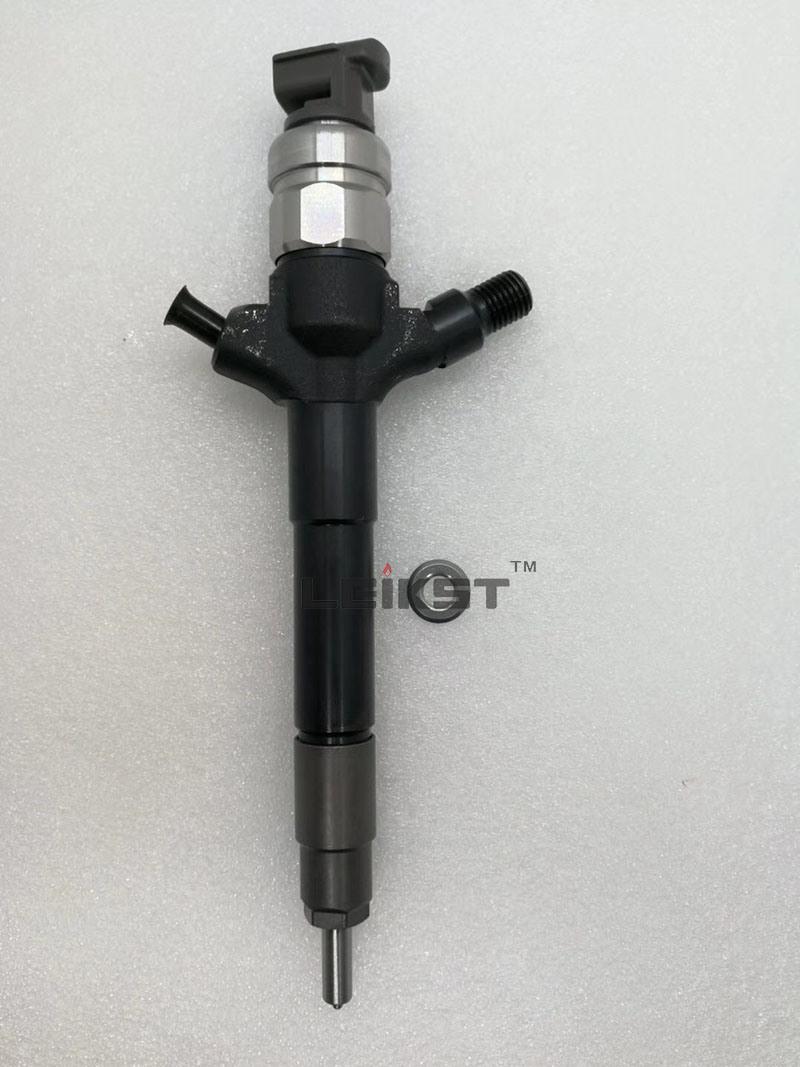 23670-30050/2367030050/1465A041/3011934 Denso Fuel Common-Rail Injector for Mitsubishi Diesel Engine L200 2.5