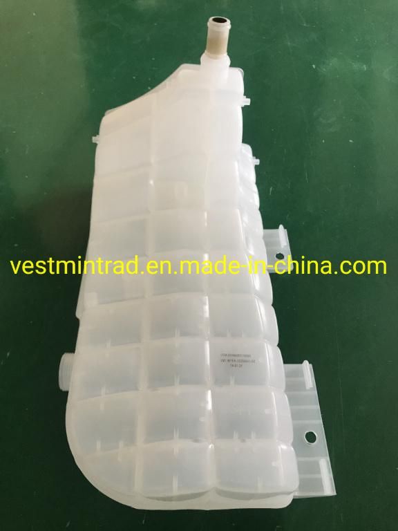 HD Truck Expansion Tank for Volvo Vn, Vnl Plastic Aluminum Radiator