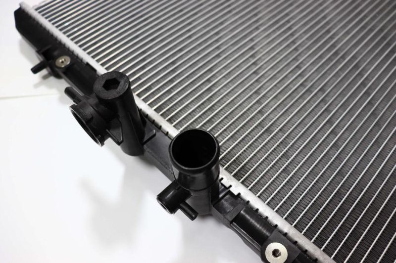 Car Parts Auto Radiator for Toyota Highlander′09 3.5L at