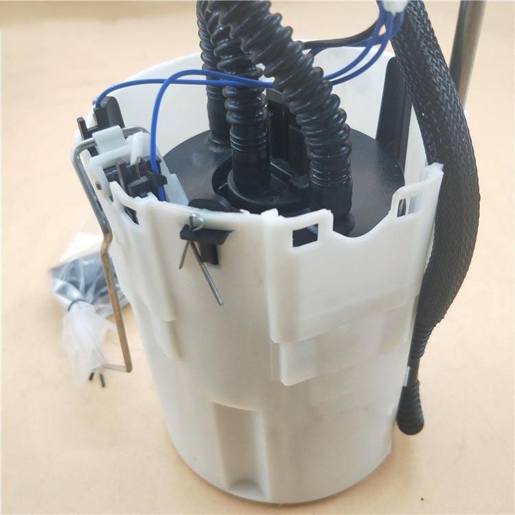 Best Quality Fuel Pump Assembly 17040-5m300 for Almera Pulsar Sentra 1.5-2.0L 2000-