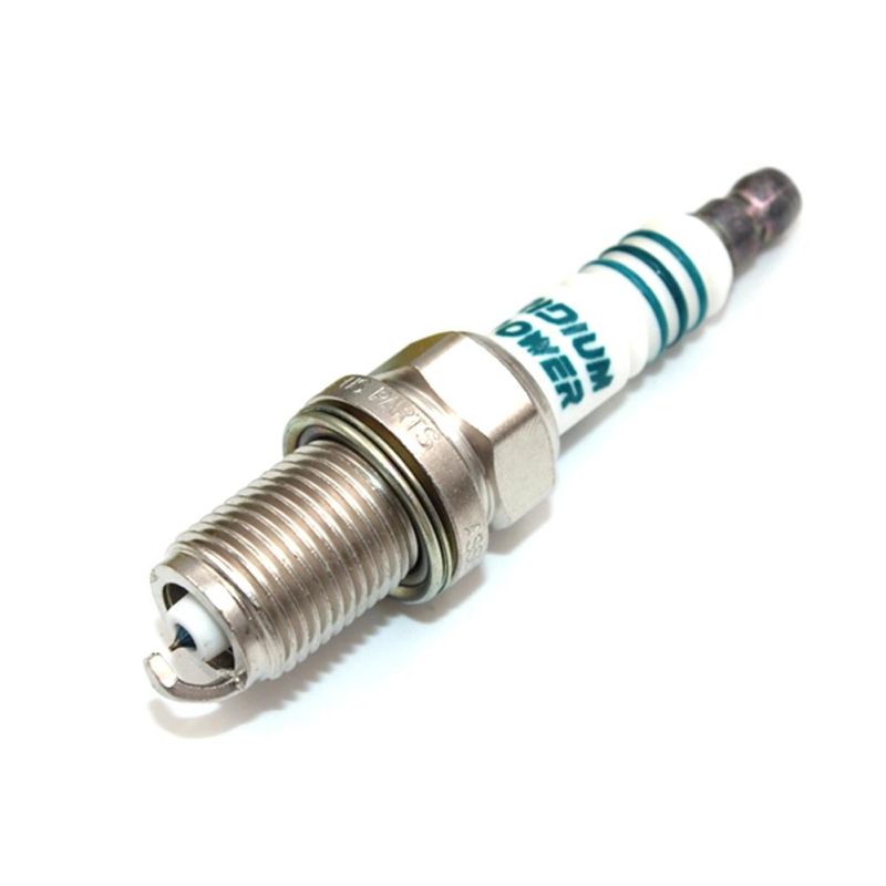 Auto Accessory High Quality Car Spark Plugs for Toyota Nissan