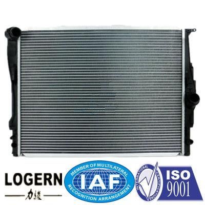 Bm-025 Auto Radiator for BMW 06- 325/330/328 Series at Dpi: 2882