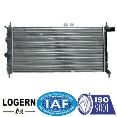 1302077 Auto Aluminum Radiator for Opel Kadett E&prime;84-91 Mt