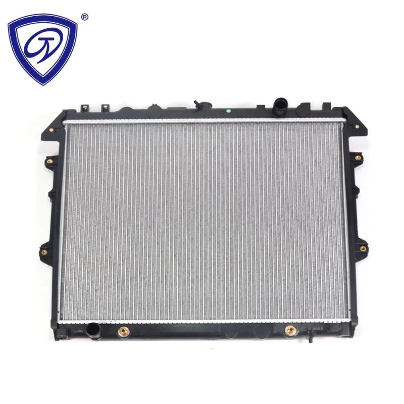 Auto Radiator for Toyota Hilux Vigo 04- at OEM: 16400-0p060/0p040/16400-Oc200/Oc220/Oc180