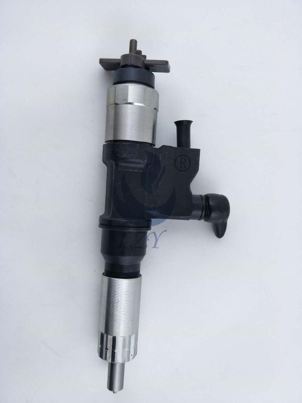 Lzy Common Rail Diesel Engine Spare Parts Injector 095000-0660