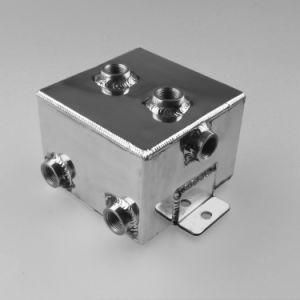 China Factory 2L Aluminum Fuel Surge Tank with 6 Ports