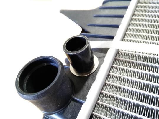 High Quality Competitve Price Truck Radiator for Scania P (95~) OEM: 1365371, 64068A