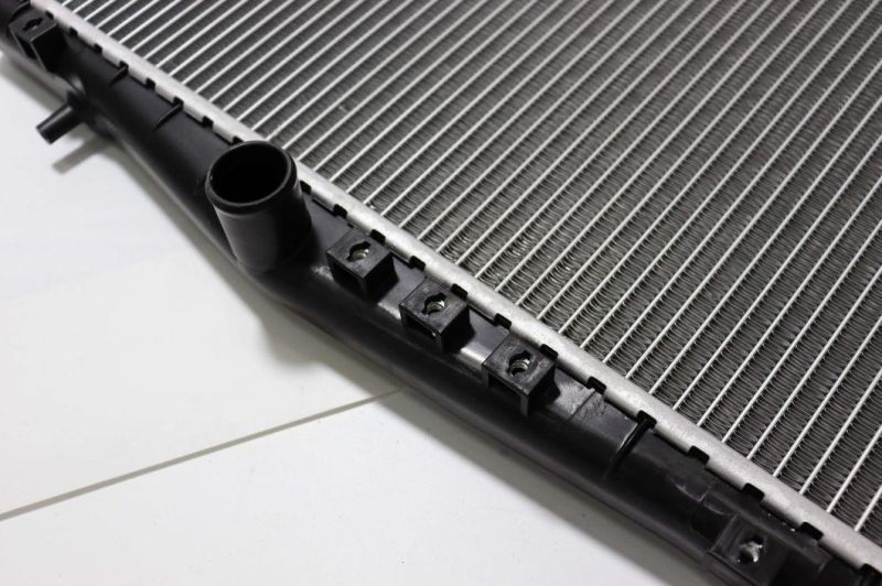 Auto Parts Aluminum Radiator for Excelle′ 03-Mt OEM 95663243/96553378 Cooling System
