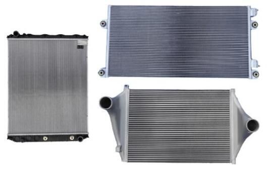 High Quality Competitve Price Truck Radiator for Scania P (95~) OEM: 1365371, 64068A