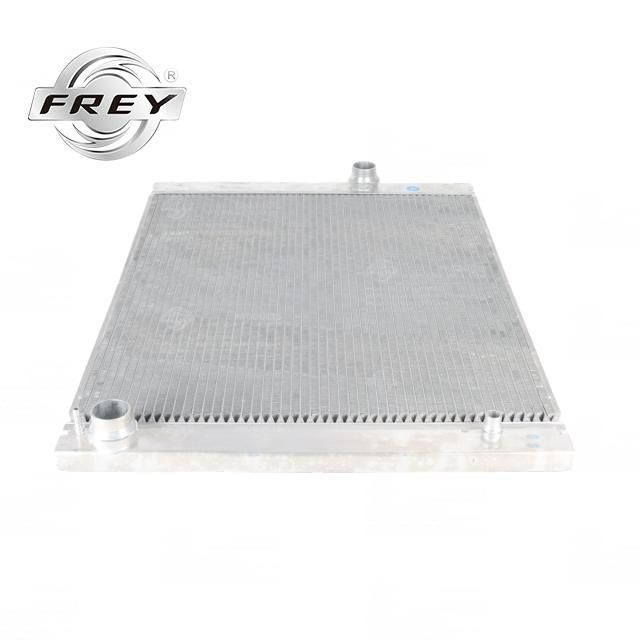Frey Auto Car Parts Engine Cooling System Aluminum Radiator for BMW E60 E61 E65 E66 OE 17117585440