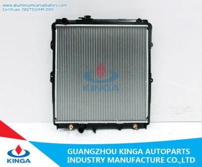 Auto Engine Cooling Radiator for Toyota Kilux Kzn165r 99 at