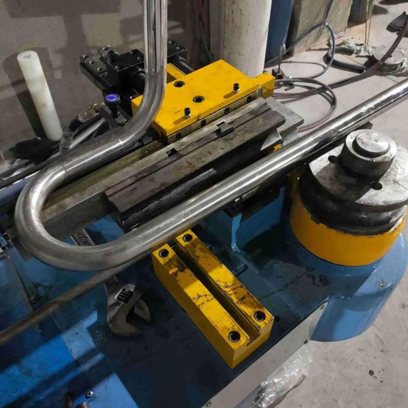 Water Pump Cooling Pipe Coolant Line Truck Stainless Steel Plumbing Inlet Steel Pipe with Test Connector