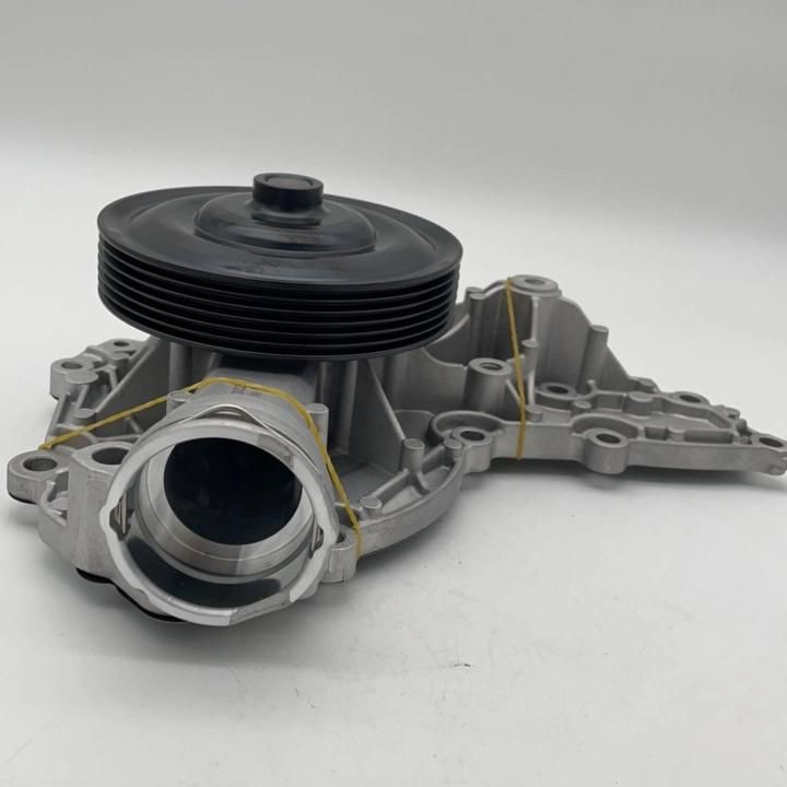 Auto Parts Car Water Pump for Mercedes-Benz OEM 2722000901 W272