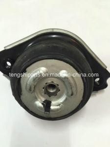 Auto Parts 251 240 44 17 Engine Mount for Benz