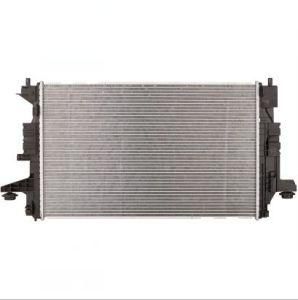 Automotive Radiator Chevrolet Volt Lt L4 1.5L (13588)