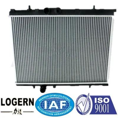 Top Brand Auto Radiator for Peugeot 307&prime;01- at/OEM: 133074