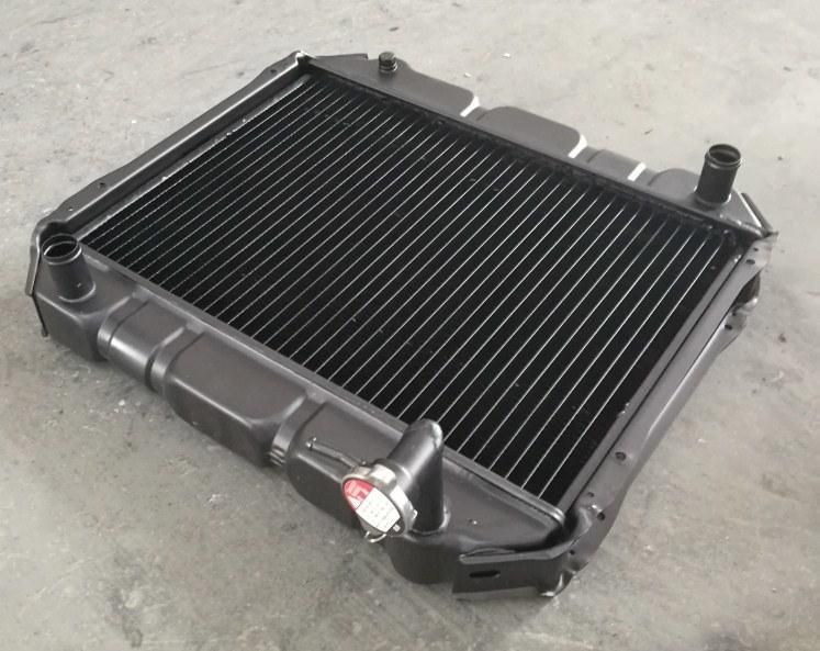 Copper Aluminium Auto Truck Radiator for Nissan Vanette C22