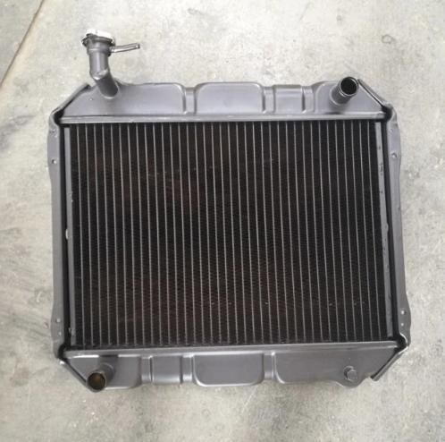 Copper Aluminium Auto Truck Radiator for Nissan Vanette C22