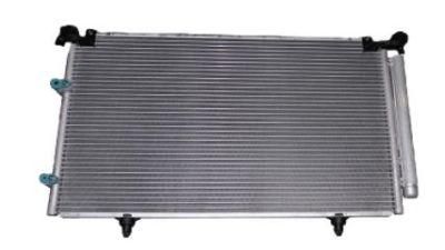 Car Parts Condenser for Toyota Camry Le 2.4L 20I4 (OEM 8846006070)
