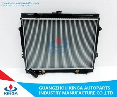 Aluminum Car Radiator for Mitsubishi Pajero V33&prime;92-96 at