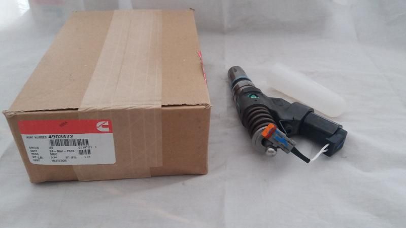 Heavy Truck M11/Qsm11/ISM11 Diesel Engine Parts Fuel Injector 4903472