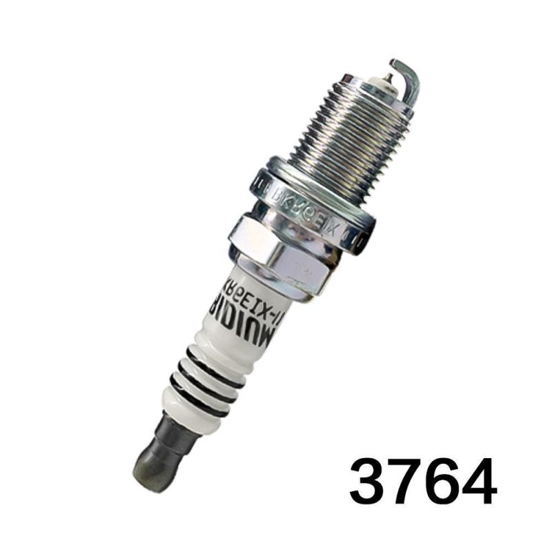 Hot Sale Engine Parts Auto Car Spark Plugs for Toyota