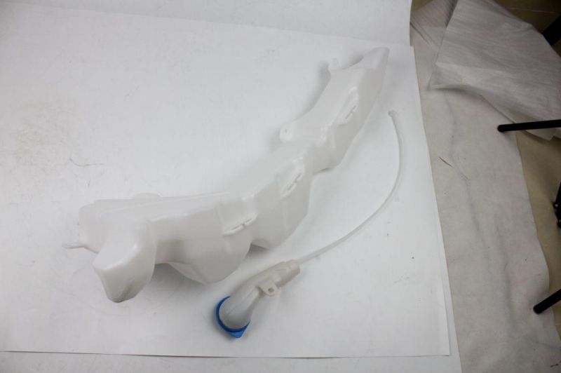 Auto Parts for Honda CRV 2008-2012 OEM 76841-T0a-U01 Water Tank