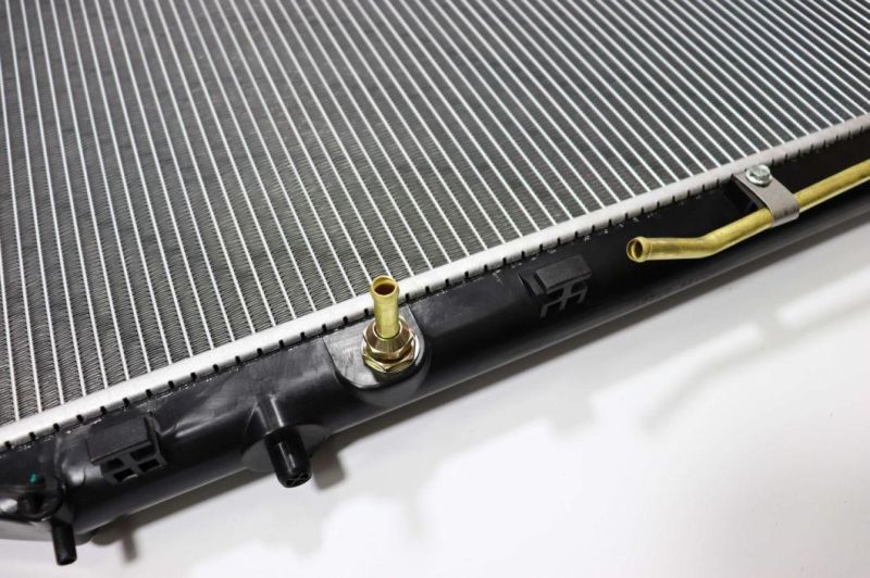 Car Parts Auto Radiator for Toyota Highlander′09 3.5L at