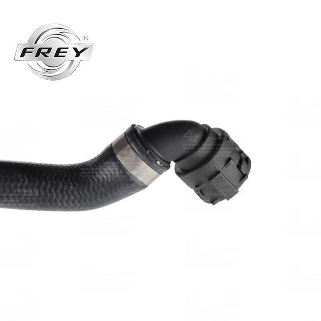Auto Car Parts Water Hose Coolant Pipe 64216960026 for 3-E90 E91 E92 E93 X1-E84 N52 N52n