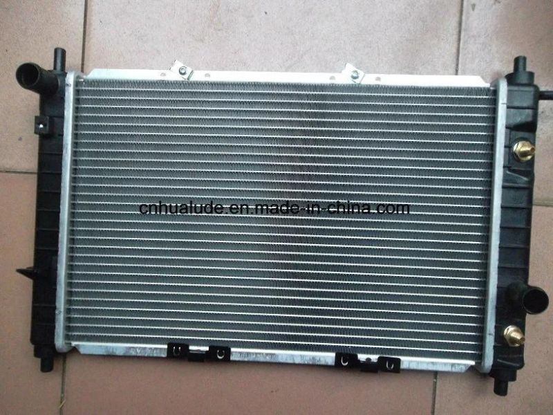 Hot Sale Cheap Aluminum Brazed Welding Car Radiator for Toyota Hiace 5L 16510-30010