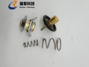 Coolant Thermostat for Land Rover Lr3 Range Rover Sport 4.4L Lr005765