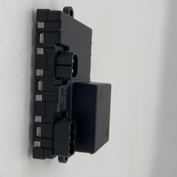 Auto Parts Auto Blower Resistor Is Suitable for BMW OEM 67636988452 E60 E61 E63 E64