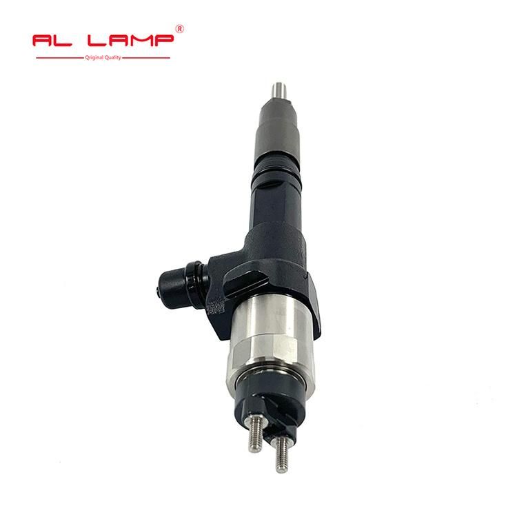 Diesel Fuel Injector Common Rail Injector Assembly 095000-9690 for Kubota V3800