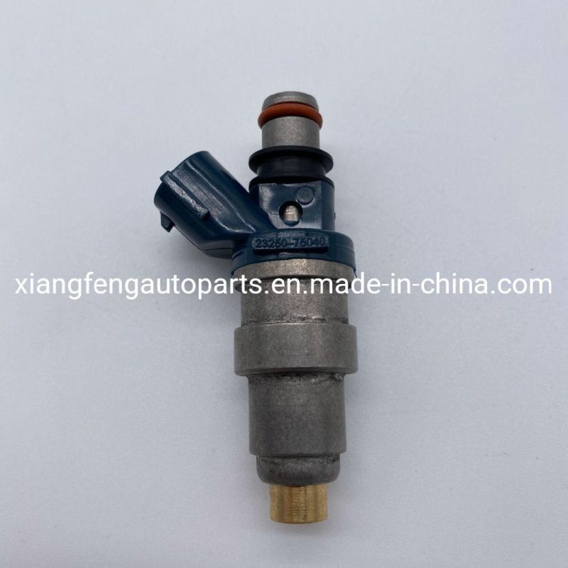 Auto Car Spare Parts Fuel Injector for Toyota Hilux 2rz 23250-75040 23209-75040