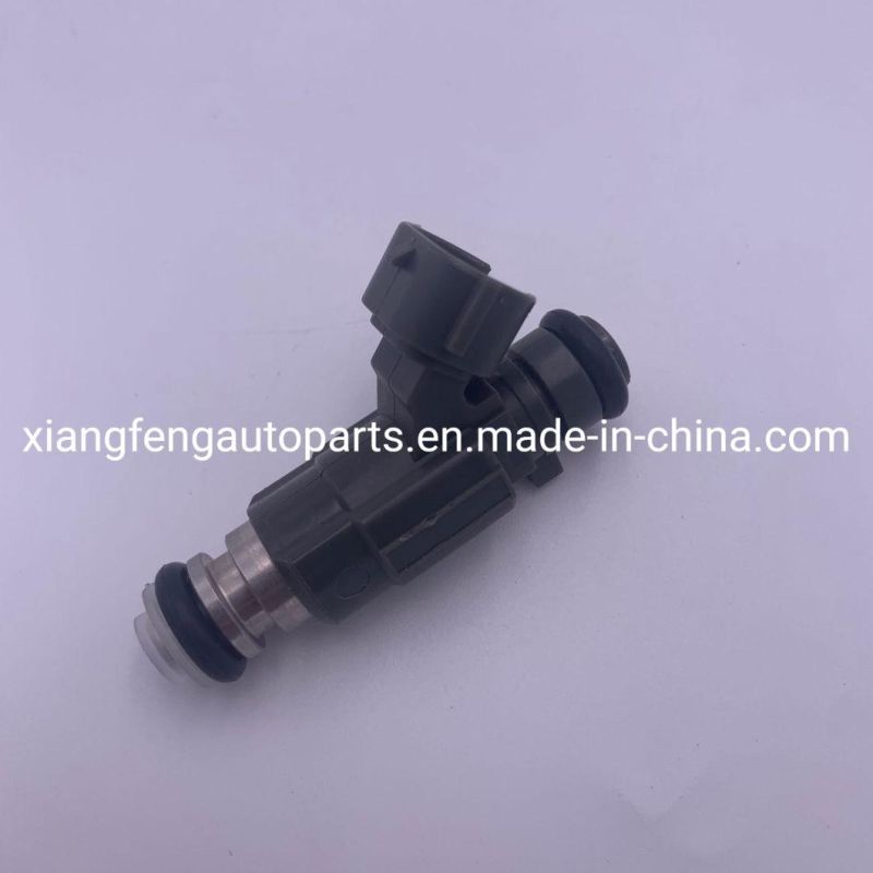 Auto Parts Hot Sale Injector Nozzle New Fuel Injector for Nissan Cefiro A33 OEM 16600-5L700 Fbjc100