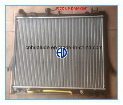 Aluminum Auto Plastic Tank Car Radiator for Dmax 06&prime;