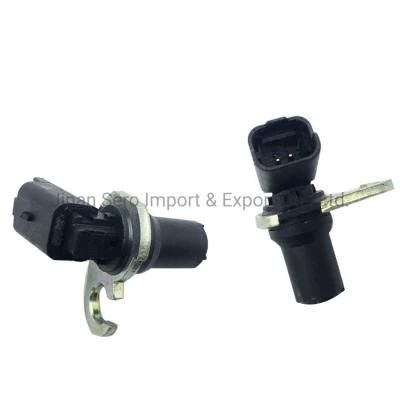 Sino HOWO A7 Truck Spare Parts Truck Engine Auto Parts Crankshaft Position Sensor Vg1557090013