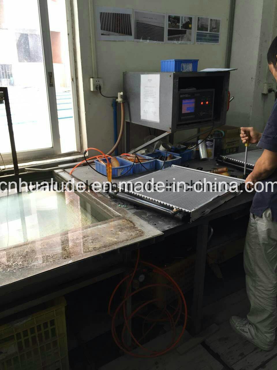 Aluminum Plastic Auto Radiator