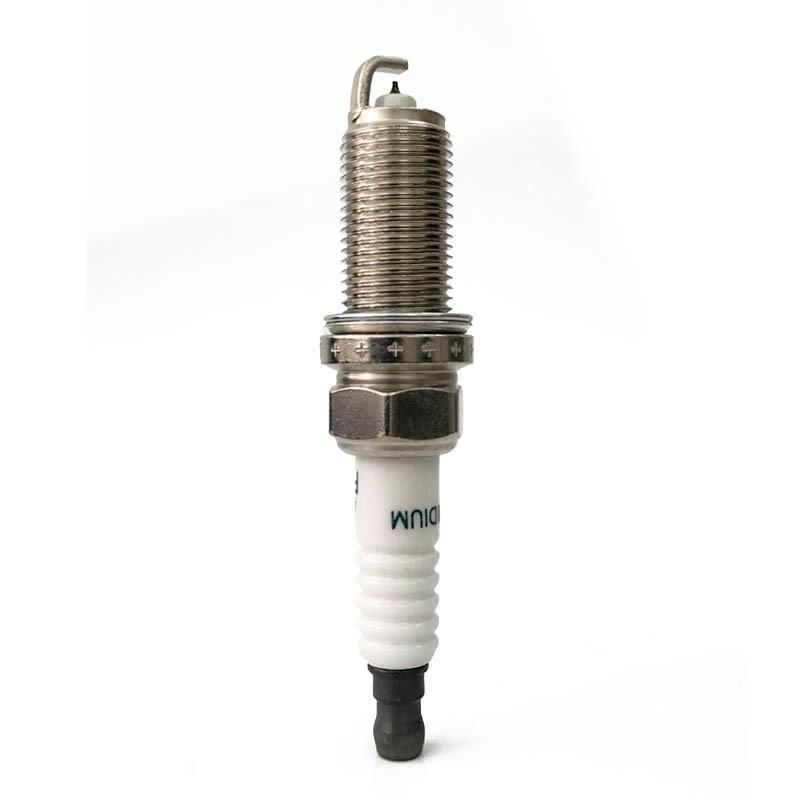 High Proformance Car Accessories Engine Parts Car Spark Plug