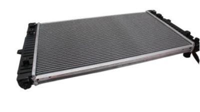 Engine Cooling System Car Parts Water Tank Radiator for Audi A4 (OEM 8D0121251BC)