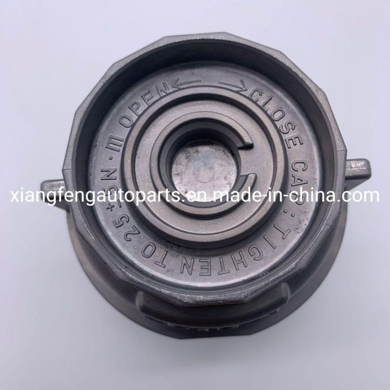 Auto Spare Parts Oil Filter Housing for Toyota Crown 3gr 15620-31040