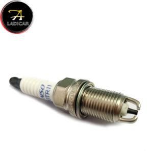 China Manufacturer Gas Engine Auto Platinum Spark Plug Pk20tr-11 90919-01194