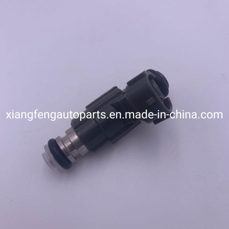 Auto Parts Hot Sale Injector Nozzle New Fuel Injector for Nissan Cefiro A33 OEM 16600-5L700 Fbjc100