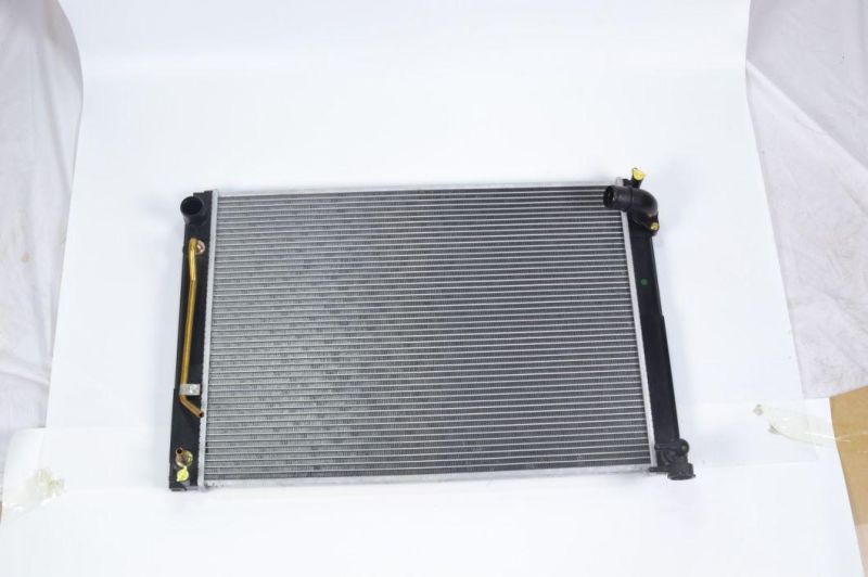 Car Cooling System Aluminum Radiator for Toyota Sienna′07-10 at