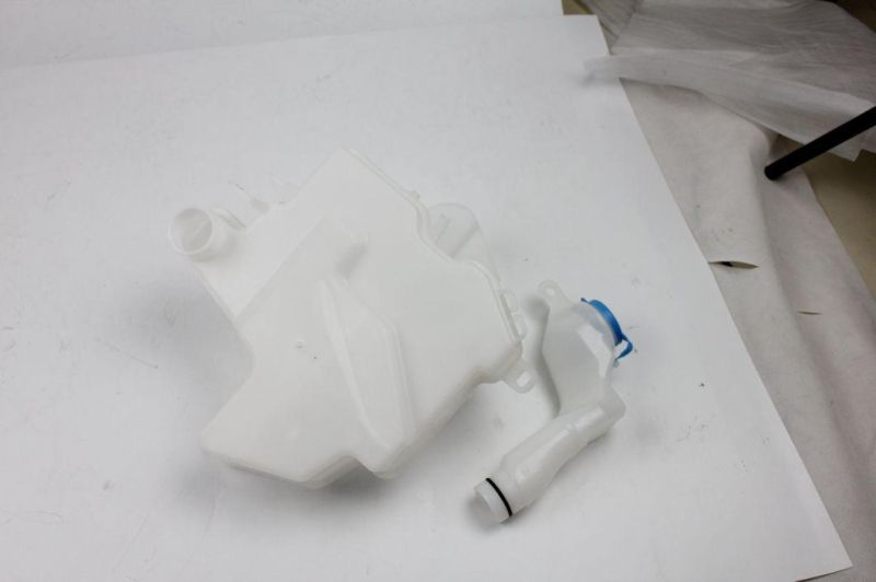 Auto Parts for Honda Fit 2008-2012 OEM 76841-T5h-H01 Water Tank
