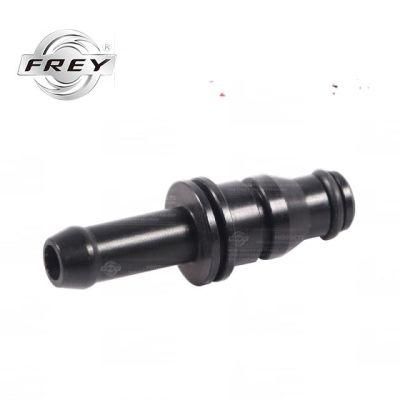 Water Pipe Connector 0039970689 for W203 W221 W164