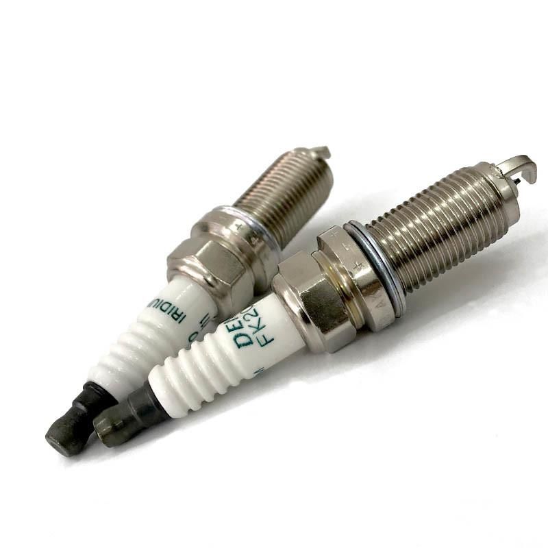 High Proformance Car Accessories Engine Parts Car Spark Plug